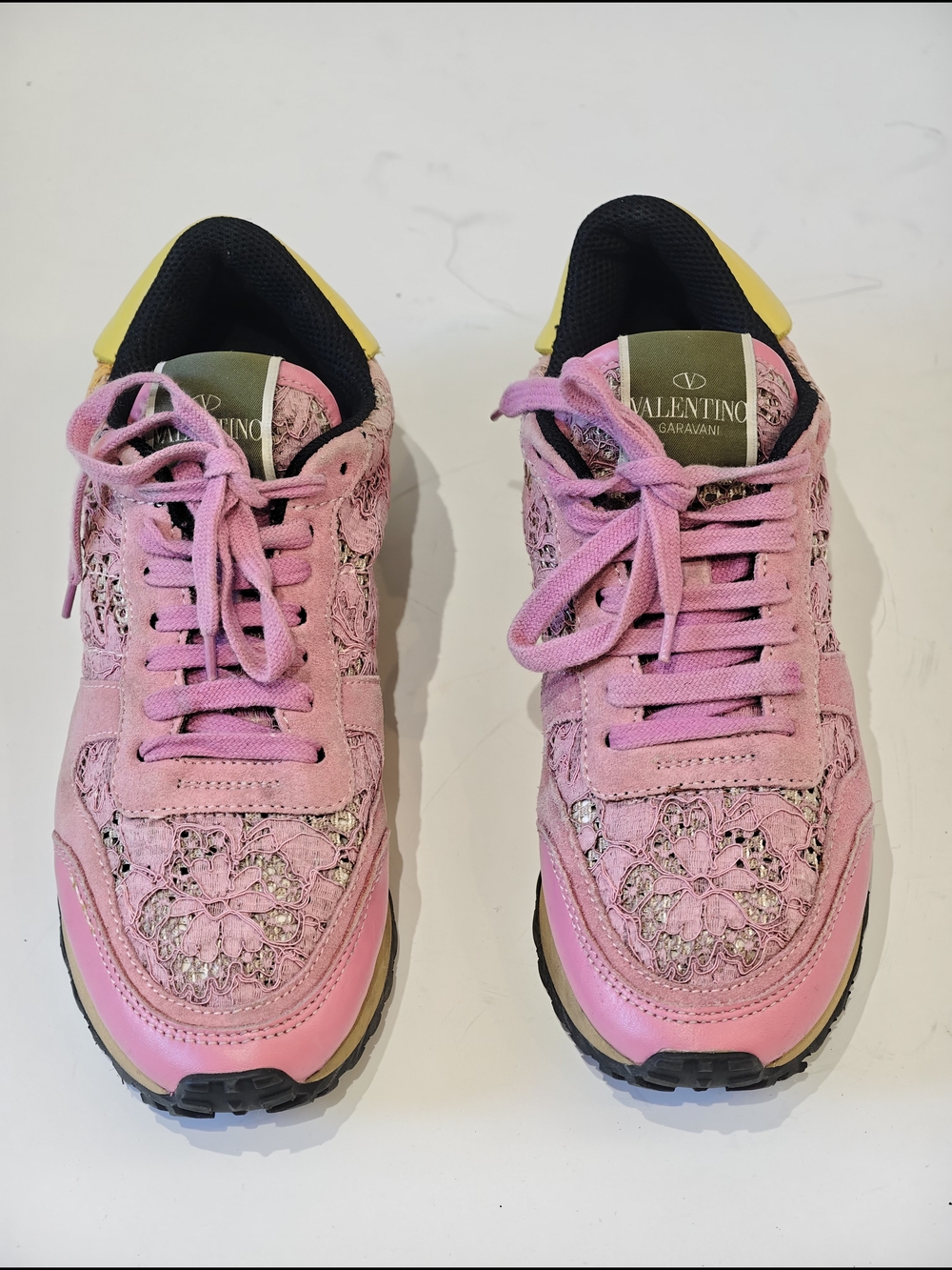 Valentino Garavani Rockstuds Runner Sneakers